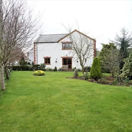 Large Modern House In Small Rural Hamlet * Millom